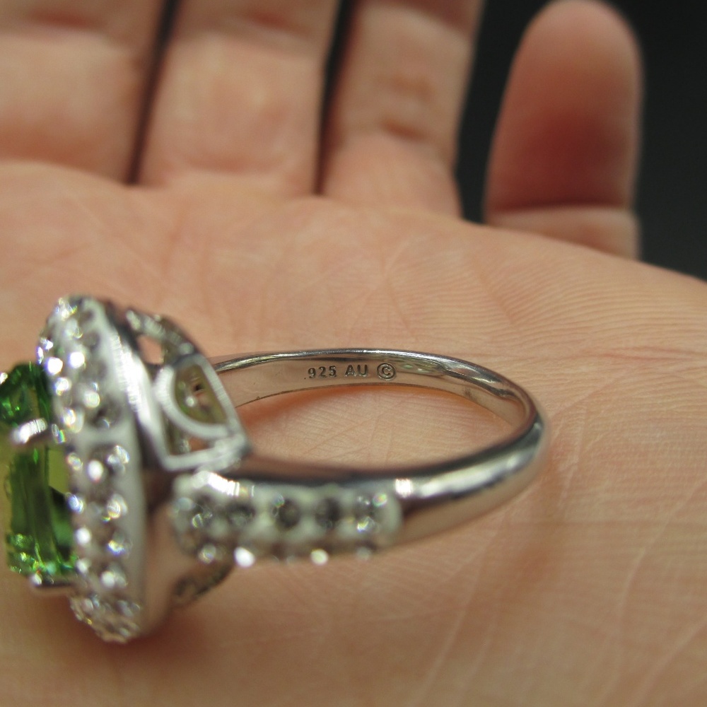 Vintage Size 7 Sterling Green CZ Diamond Ring - Picture 7 of 8